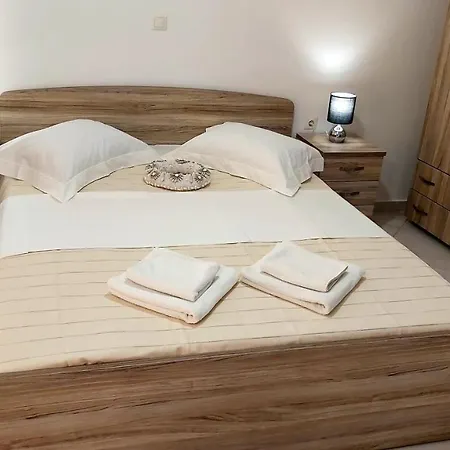 Nikko's * Elafonissos